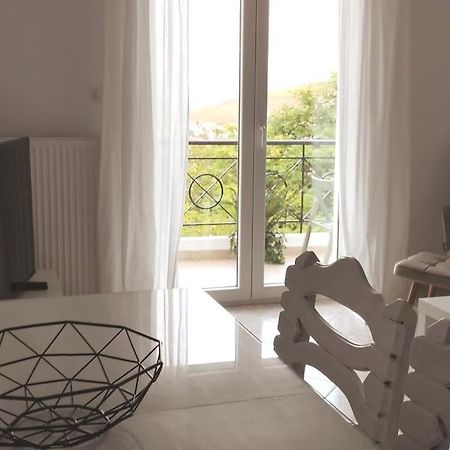 Διαμέρισμα Ιδανικό Για Εξορμήσεις Apartment Eleousa ภายนอก รูปภาพ