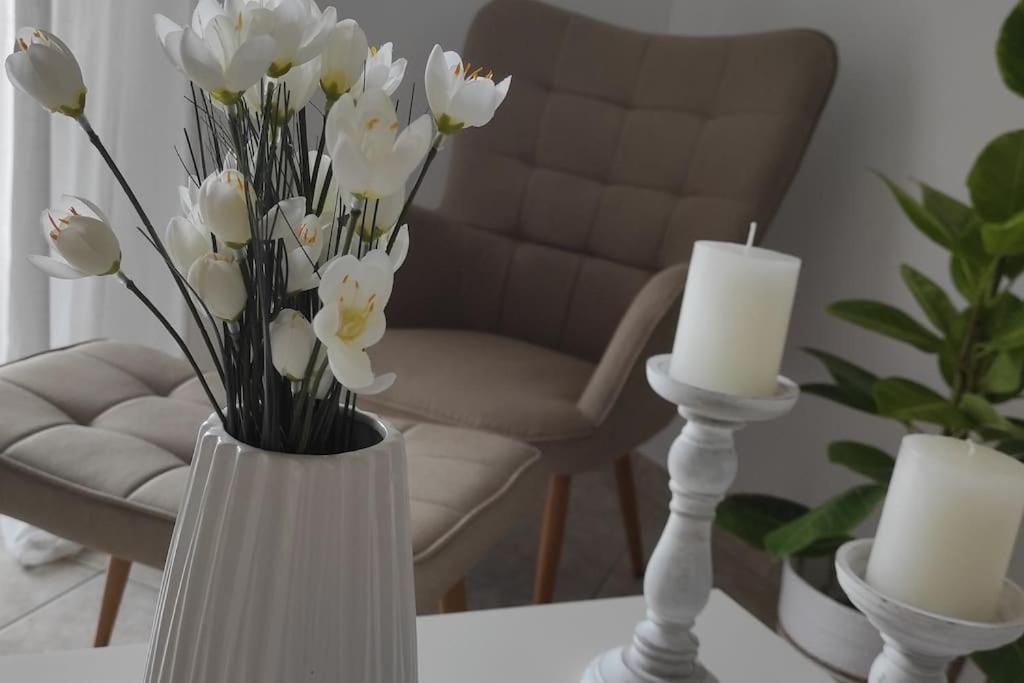 Διαμέρισμα Ιδανικό Για Εξορμήσεις Apartment Eleousa ภายนอก รูปภาพ