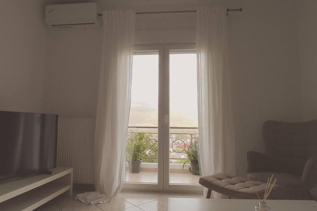 Διαμέρισμα Ιδανικό Για Εξορμήσεις Apartment Eleousa ภายนอก รูปภาพ