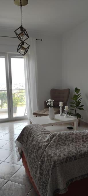 Διαμέρισμα Ιδανικό Για Εξορμήσεις Apartment Eleousa ภายนอก รูปภาพ