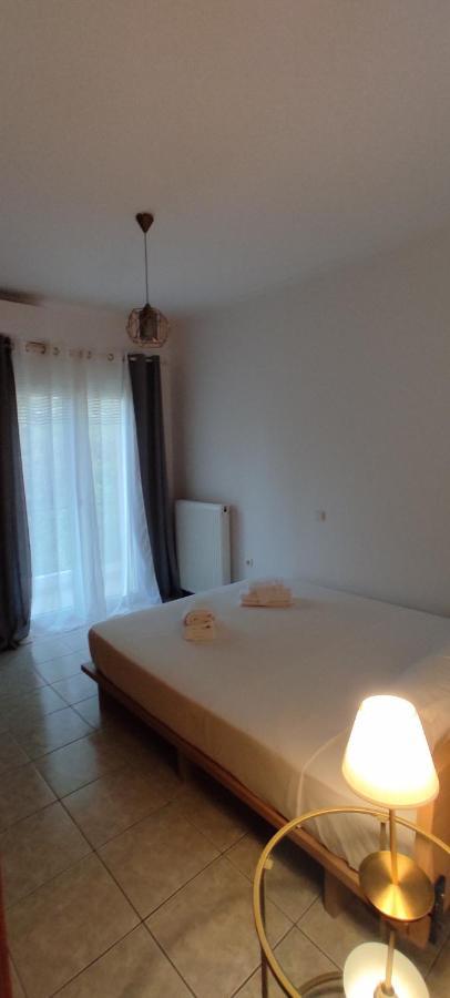 Διαμέρισμα Ιδανικό Για Εξορμήσεις Apartment Eleousa ภายนอก รูปภาพ